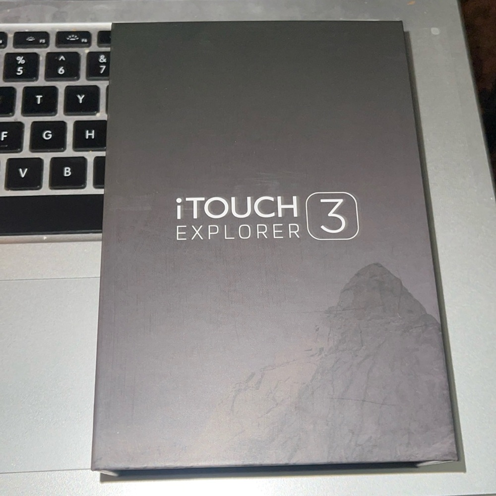 iTouch Explorer 3 Smartwatch Circular Display and Premium Finish - Picture 4 of 4